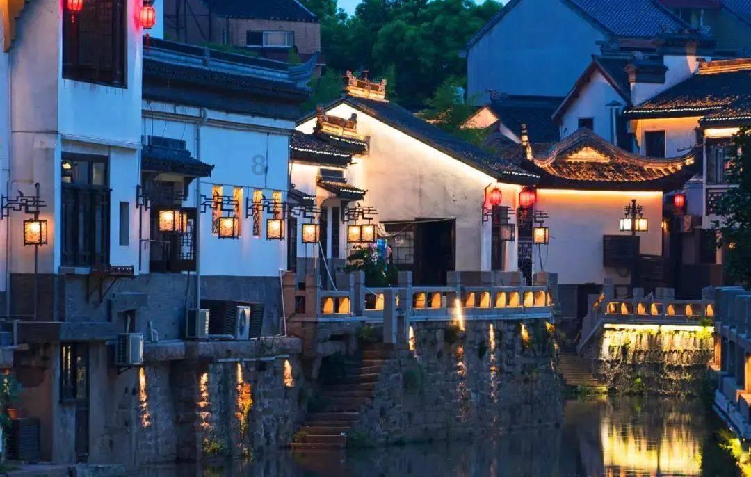 逃离神秘海底世界